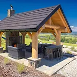 샬레 Hancyna Jacuzzi I Sauna *
