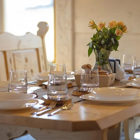 Hancyna Jacuzzi I Sauna Chalet *