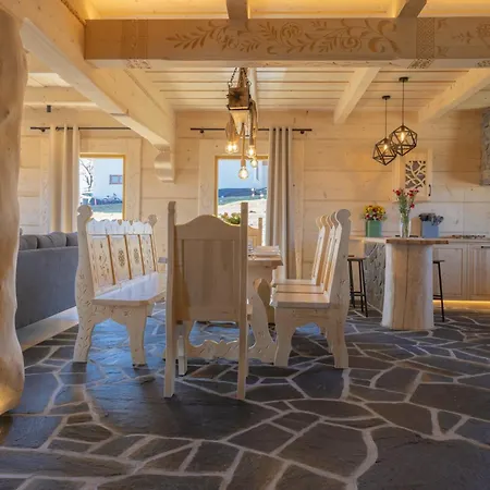 Hancyna Jacuzzi I Sauna *