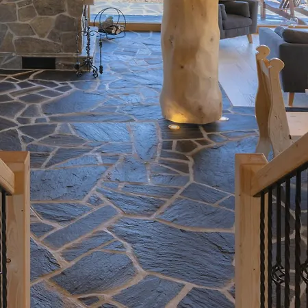 Hancyna Jacuzzi I Sauna *