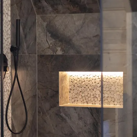 Hancyna Jacuzzi I Sauna Chalet Banska Nizna