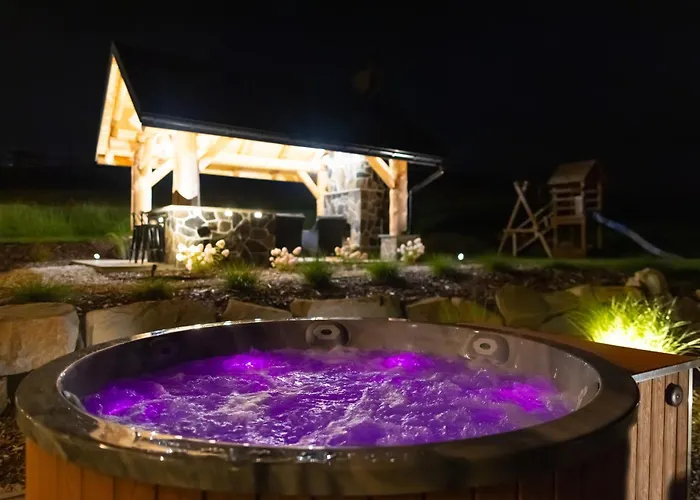 Hancyna Jacuzzi I Sauna * Banska Nizna